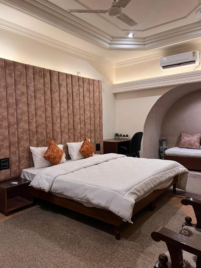 Aavaa Shanti Niwas Varanasi Dış mekan fotoğraf