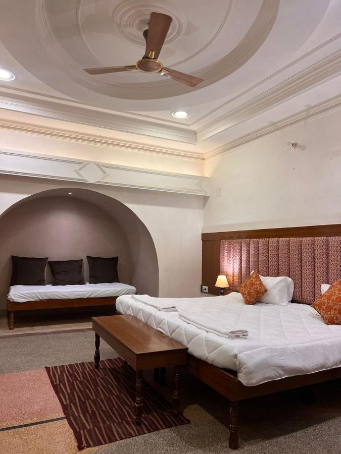 Aavaa Shanti Niwas Varanasi Dış mekan fotoğraf
